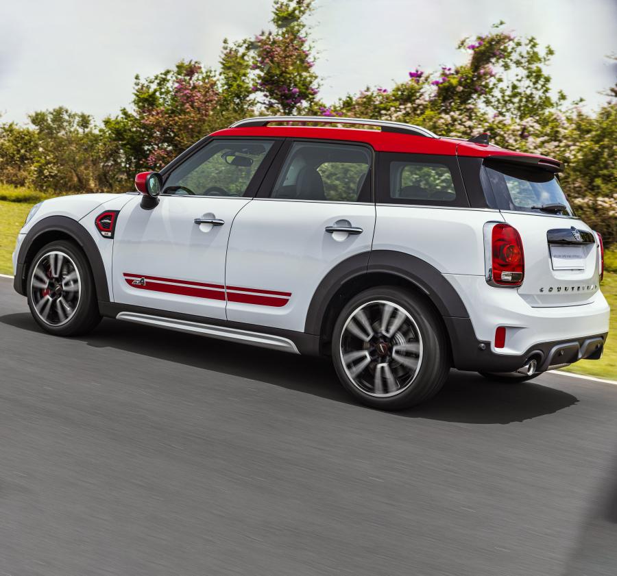  Mini John Cooper Works Countryman (F60) 2017 года  (LA) (фото 8 из 41)